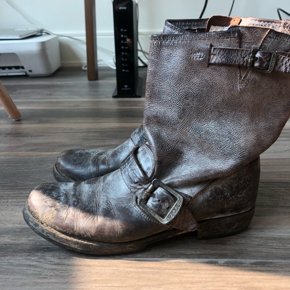 Frye Engineer Short Boot - Picture 3 of 5